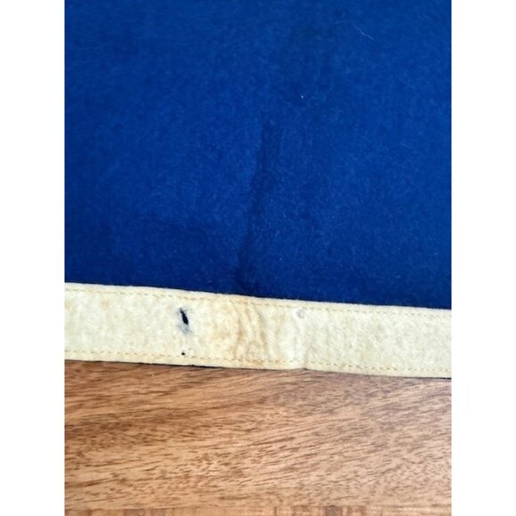 Vintage YALE University Wool Felt Banner Pennant Flag 17” X 34” Lux et Veritas - Picture 4 of 16